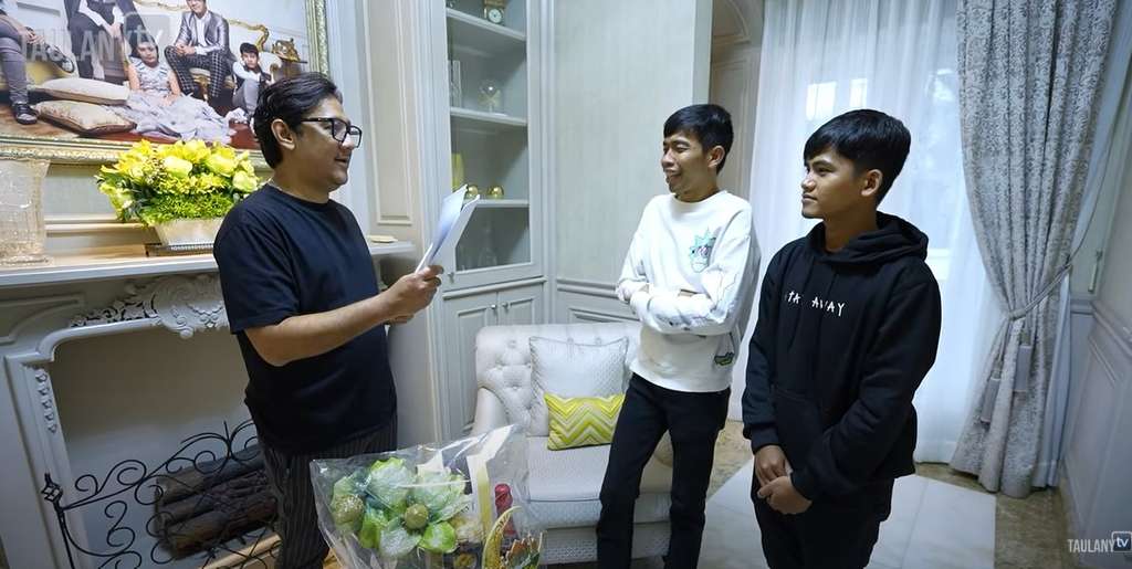 Andre Taulany bagi THR