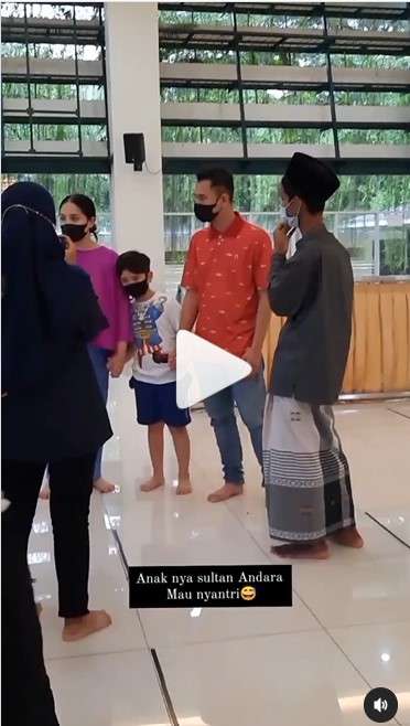 Rafathar Masuk pesantren
