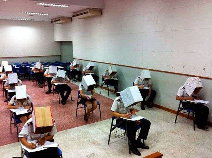 Cara unik atasi murid mencontek