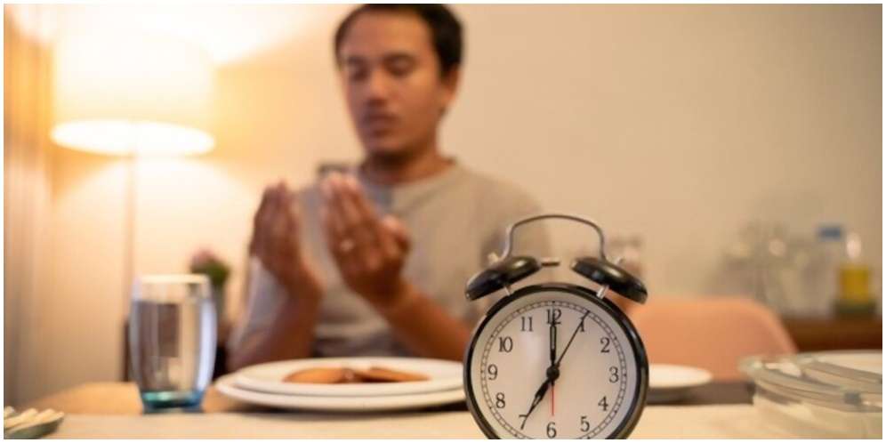 Boleh dan tidaknya puasa setengah hari jika tidak sahur