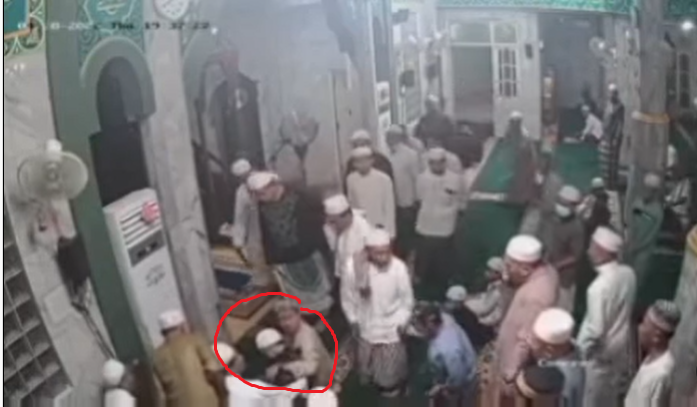 pria meninggal dalam keadaan sujud
