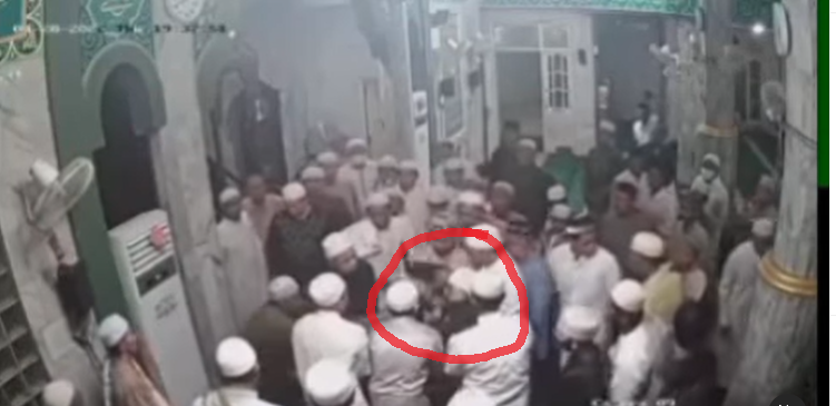 pria meninggal dalam keadaan sujud