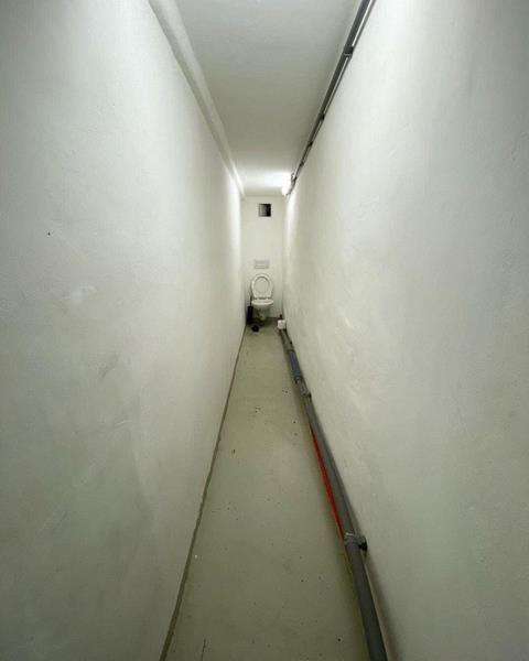 Desain kamar mandi gagal ini malah bikin orang berpikir keras.