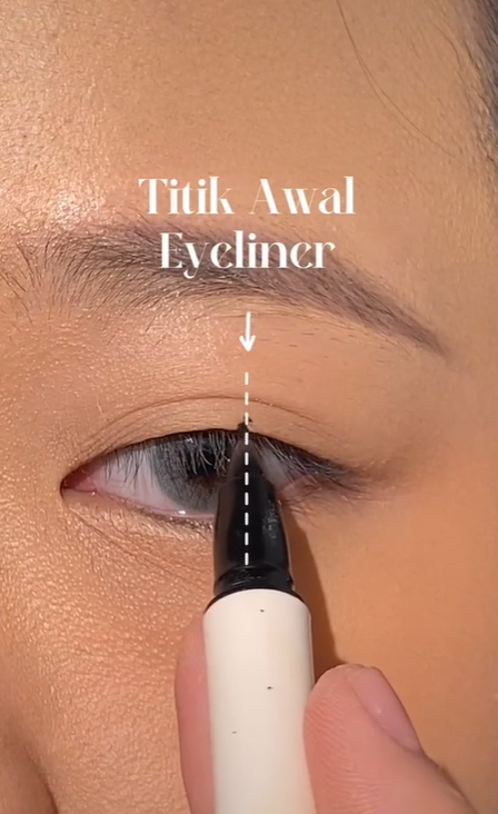 Membuat Eyeliner