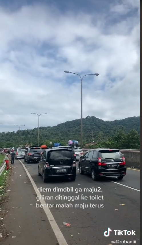 Pemudik ketinggalan karena kebelet ke toilet
