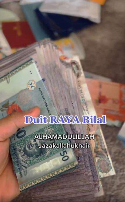 Uang lebaran anak.