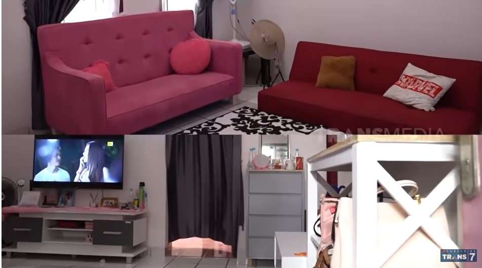 Ruang Tamu rumah Mpok Elly