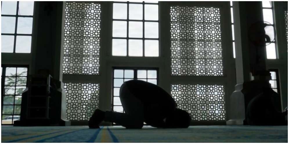 Bacaan Doa Attahiyat Akhir Versi NU