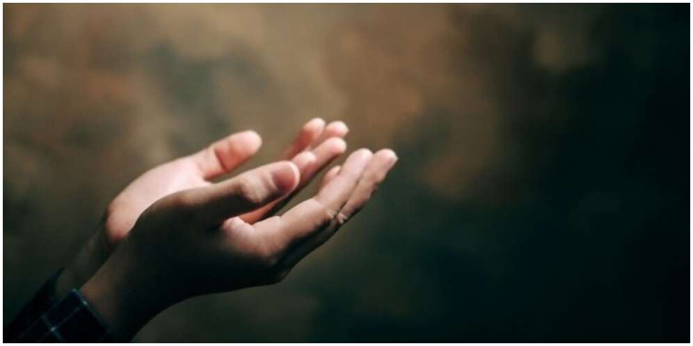 Bacaan Doa setelah Mendapat Pujian Bacaan Doa setelah Mendapat Pujian