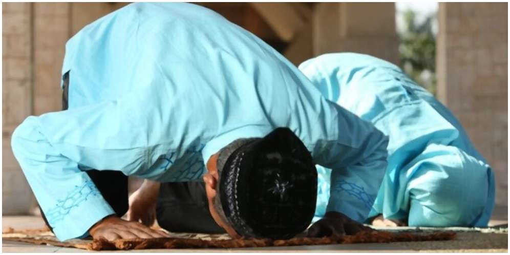 Surat yang Dibaca Rasulullah saat Sholat Dhuhur