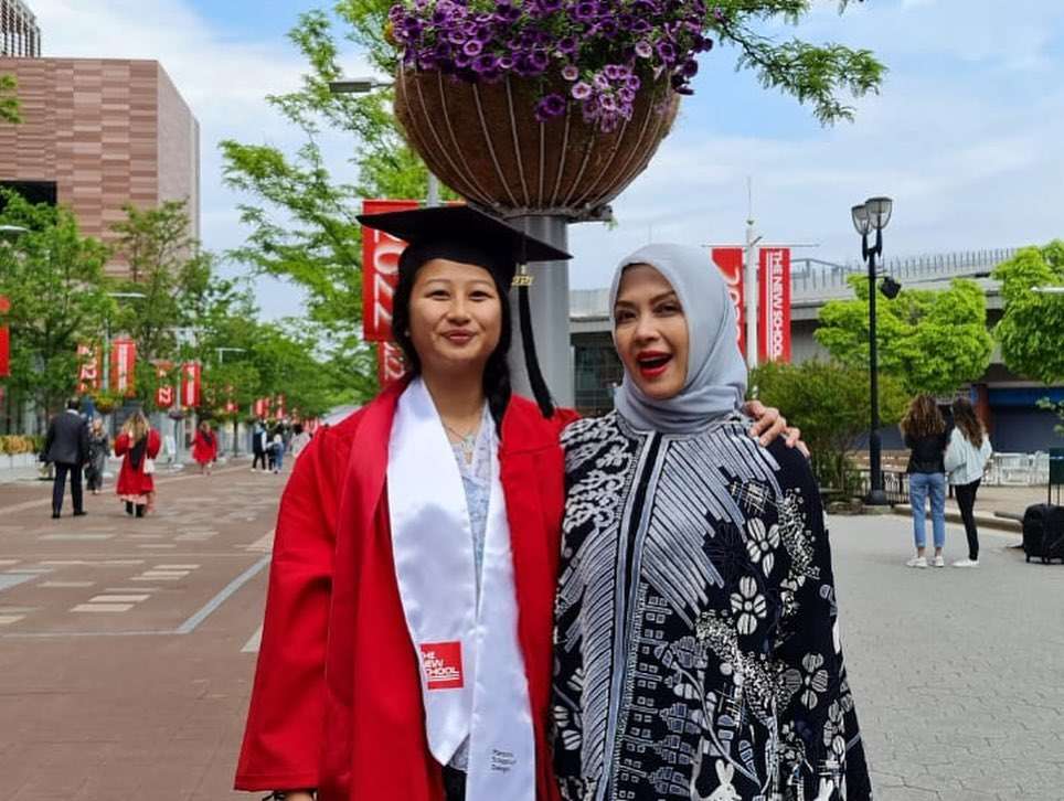 Wisuda Amyra