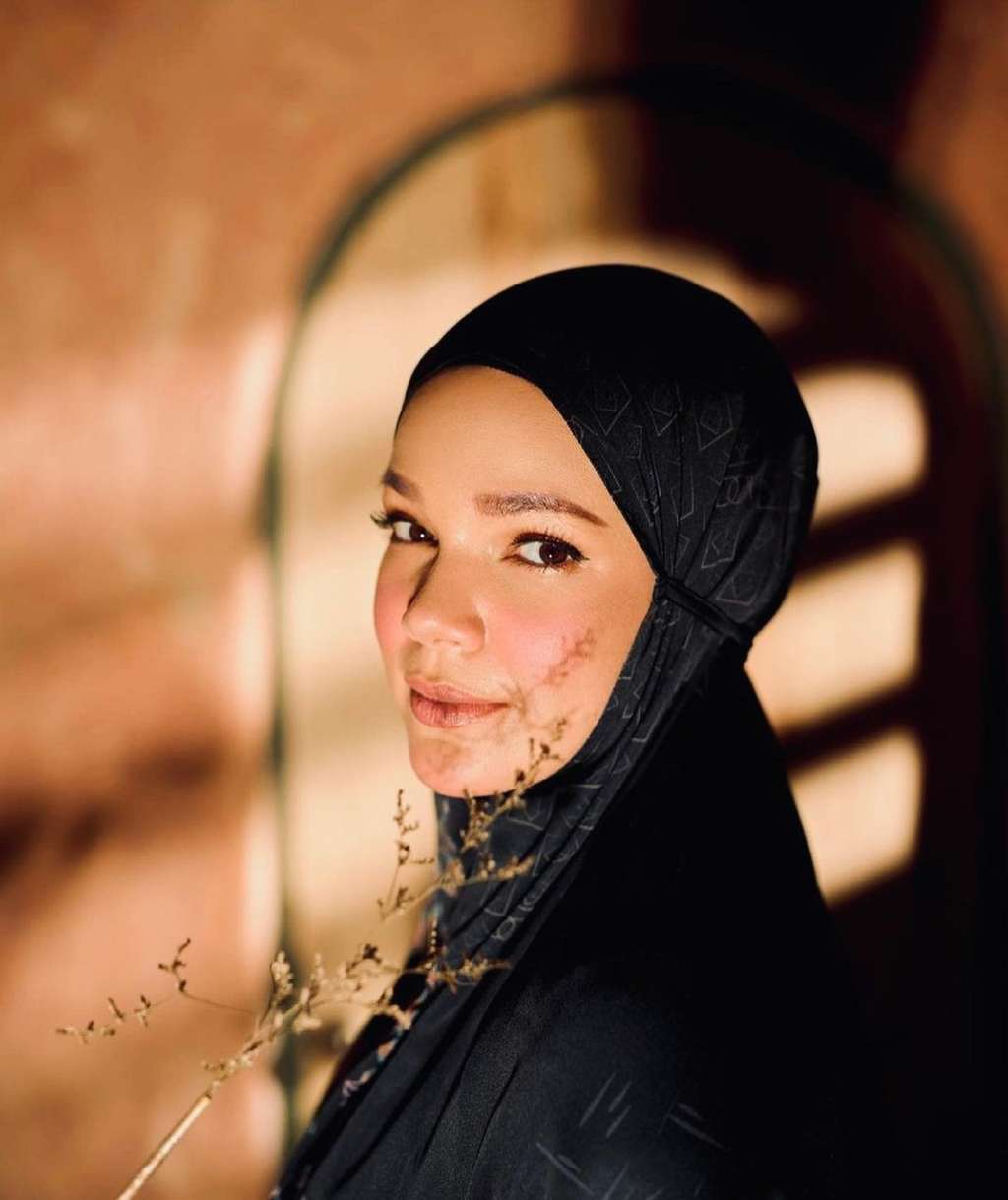 Dewi Sandra Dewi Sandra