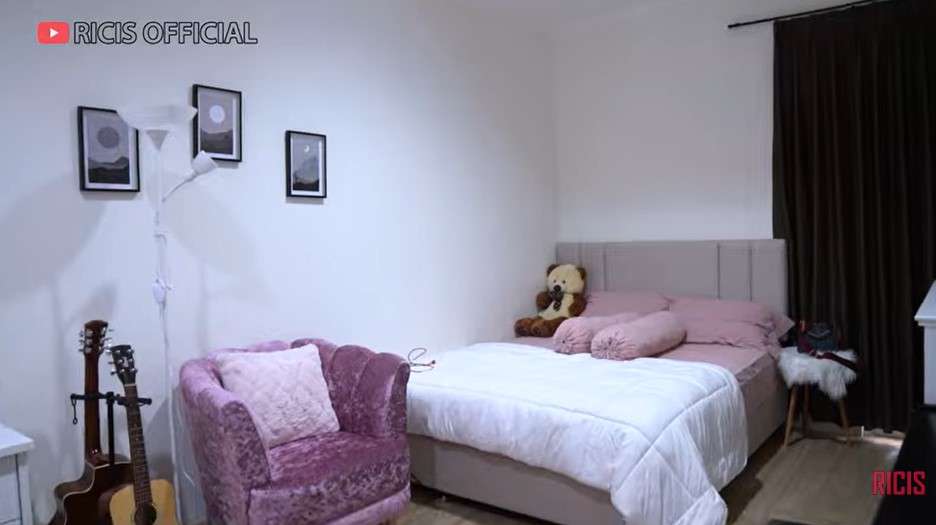 Kamar Anneth Kamar Anneth