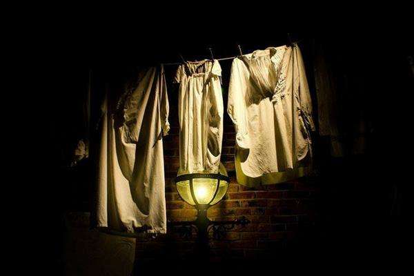 Kisah seram saat cuci dan jemur baju tengah malam.