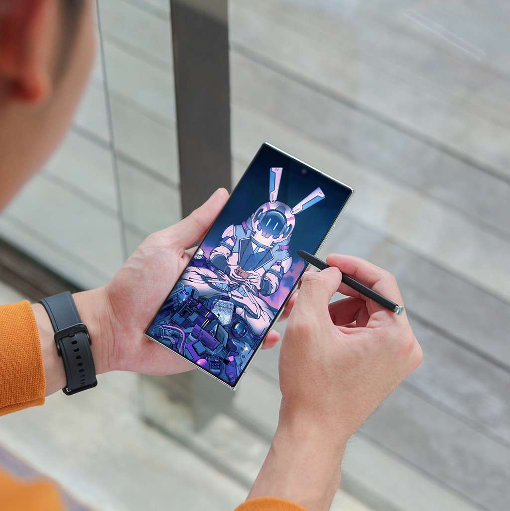 Kreator Seni Bryan Lie, Randy Danistha, dan Rifqi Ardiansyah Ciptakan Karya NFT Berjudul “ LIT the Night” dengan Memaksimalkan Teknologi Samsung Galaxy S22 Ultra 5G