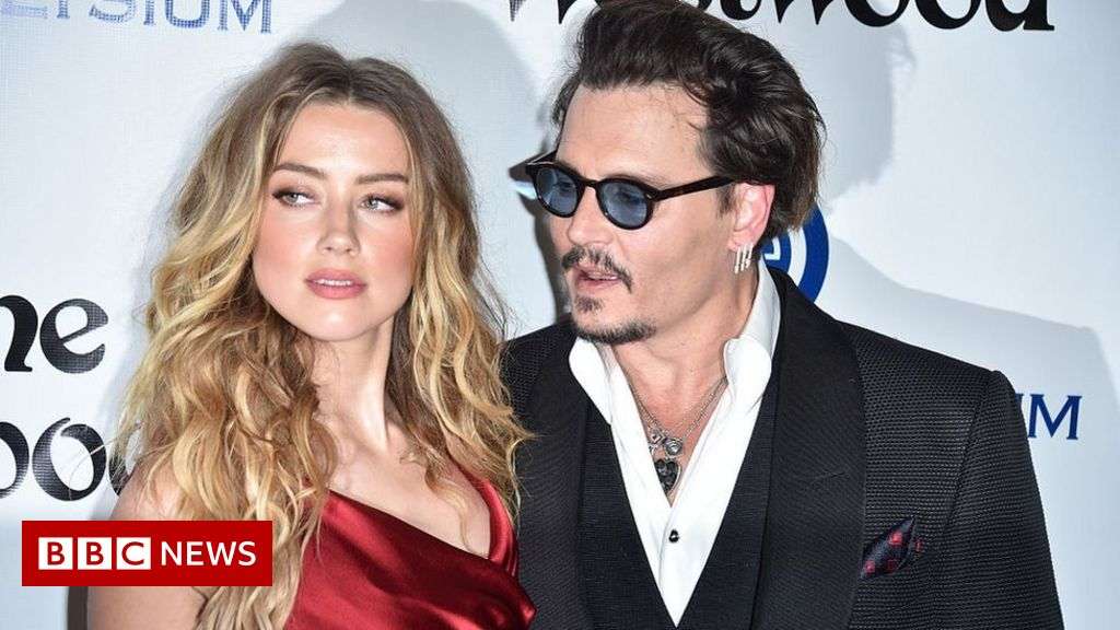 Heard dan Depp saat berkencan Heard dan Depp saat berkencan