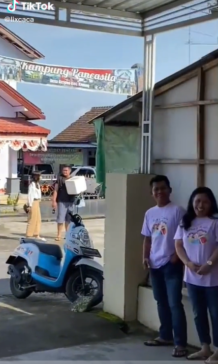 Cewek ini disambut keluarga pacar bak acara nikahan