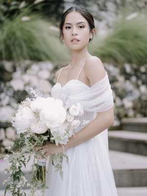 Gaun pernikahan Maudy Ayunda.
