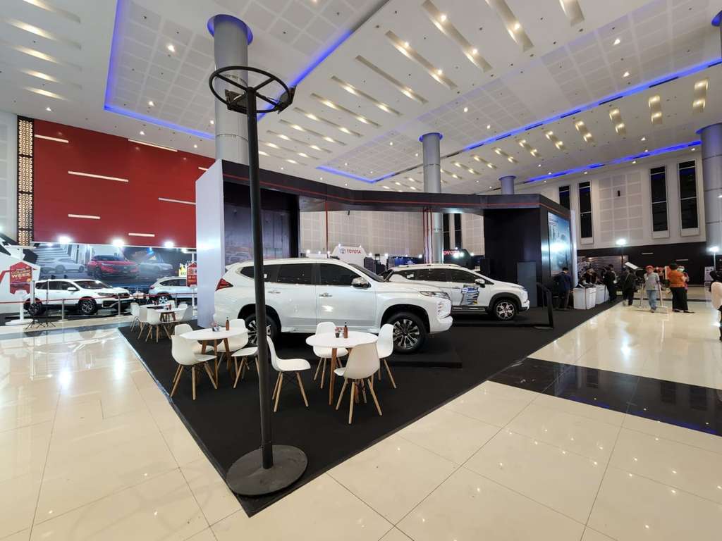 Mitsubishi di IIMS Surabaya 2022