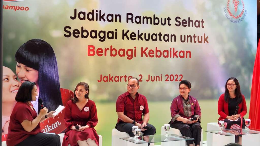 Ferdike Yunuri Nadya/ Dream
