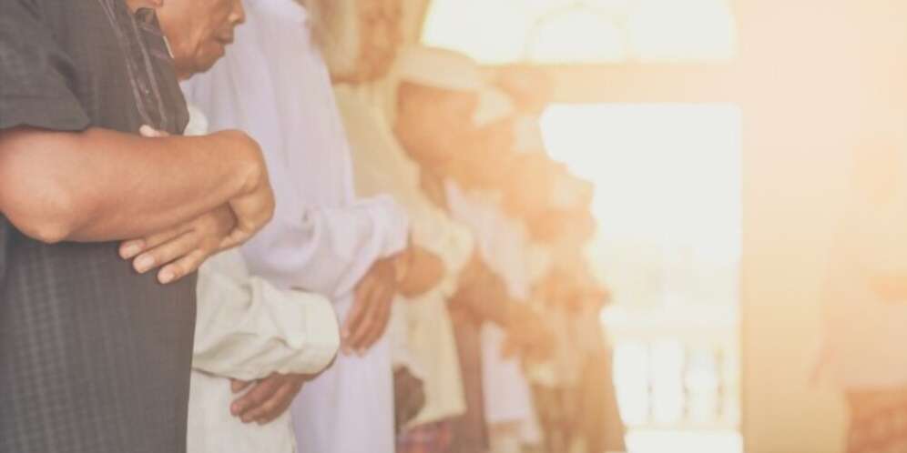 Pentingnya Melafalkan Niat dalam Sholat