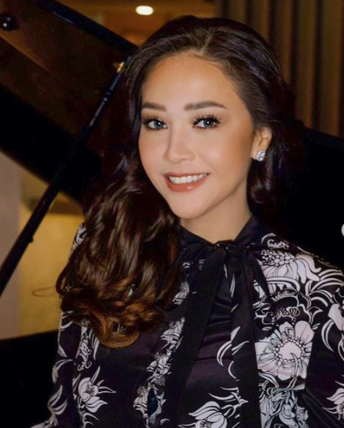 Penampilan Maia Estianty Penampilan Maia Estianty