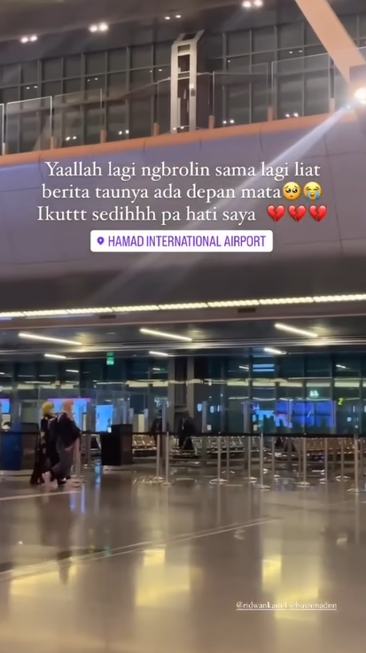 Keluarga Ridwan Kamil saat transit di bandara Qatar