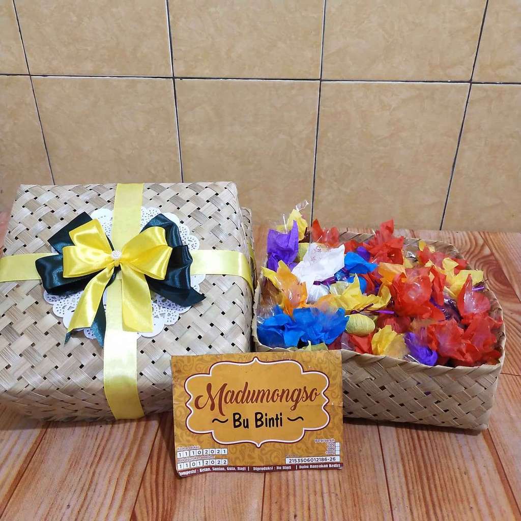 Cita Rasanya Lokal Banget, Intip Ragam Oleh-Oleh Khas Kediri yang Wajib Masuk Keranjang Belanja Cita Rasanya Lokal Banget, Intip Ragam Oleh-Oleh Khas Kediri yang Wajib Masuk Keranjang Belanja
