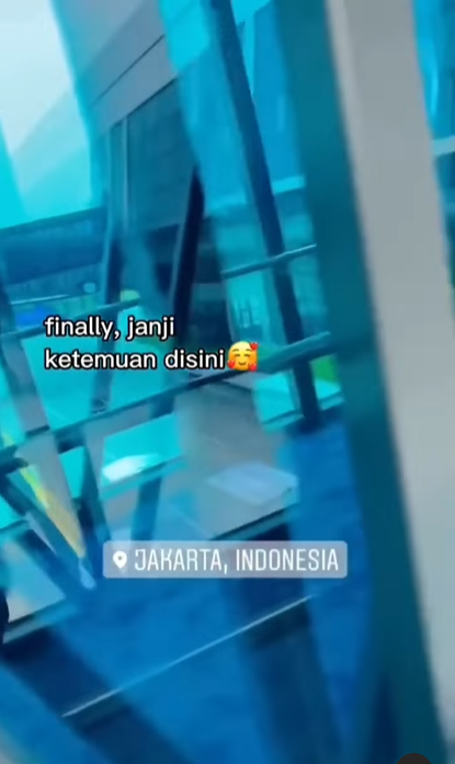 Kenalan di PUBG, Wanita Ini Rela Datang dari Luar Provinsi