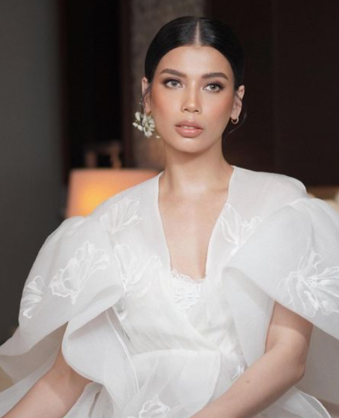 Penampilan Sabrina Chairunnisa di Akad Nikah