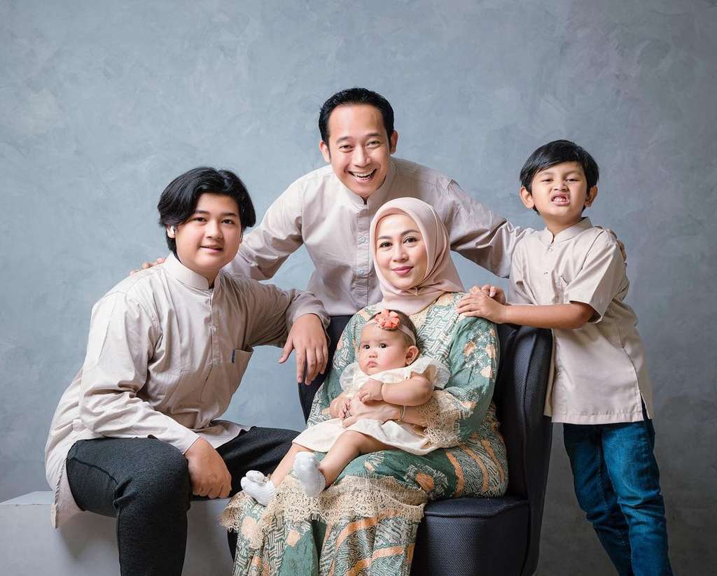 Keluarga Denny Cagur