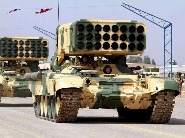 Sistem peluncur roket ganda Rusia, TOS-1.