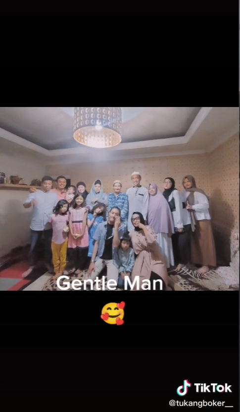 Wanita Ini Ketemu Jodoh di KRL