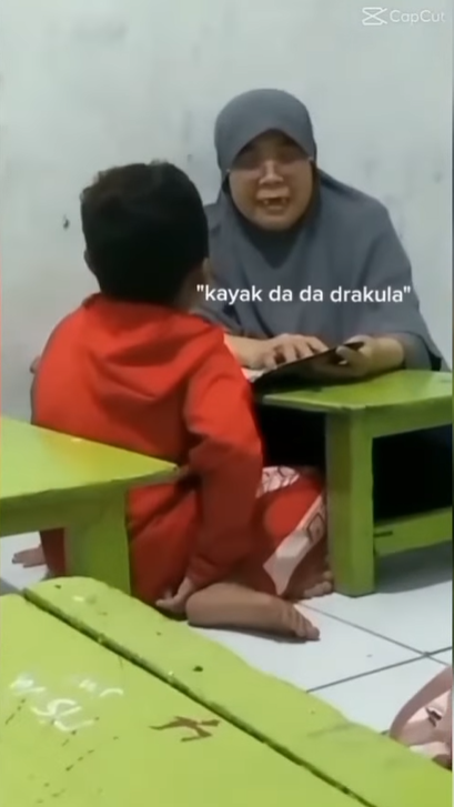 Kelakuan Bocah Bikin Ketawa Tapi Ngeselin