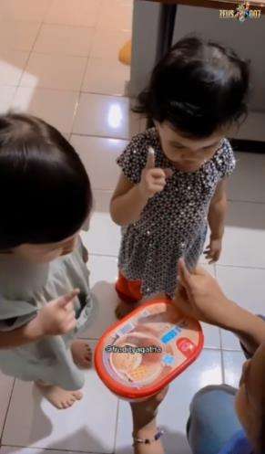 Ibu gabut beri harapan palsu kepada anak gadisnya.