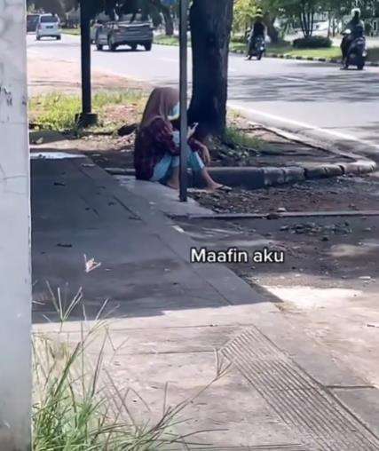 Cowok batal temu cewek karena beda dengan di foto.