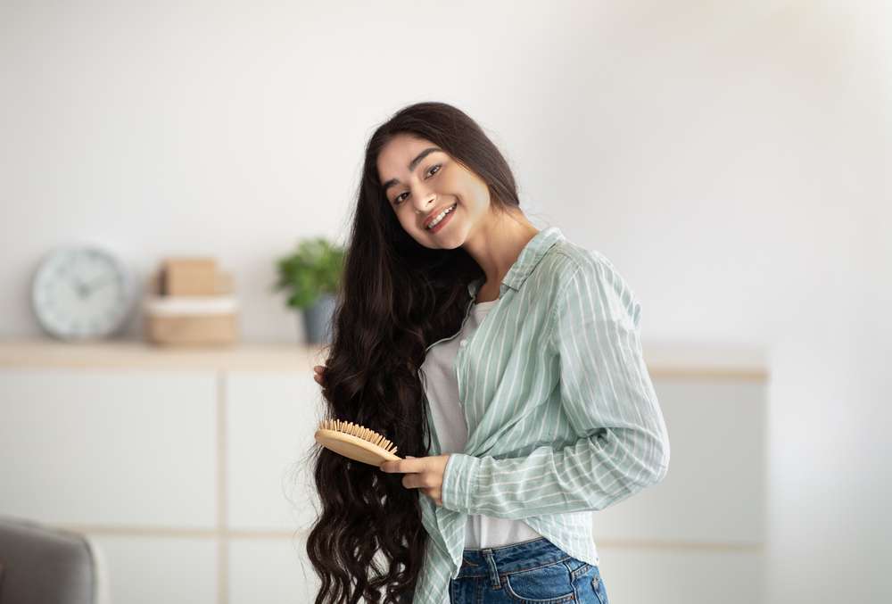 Memiliki Rambut Bergelombang