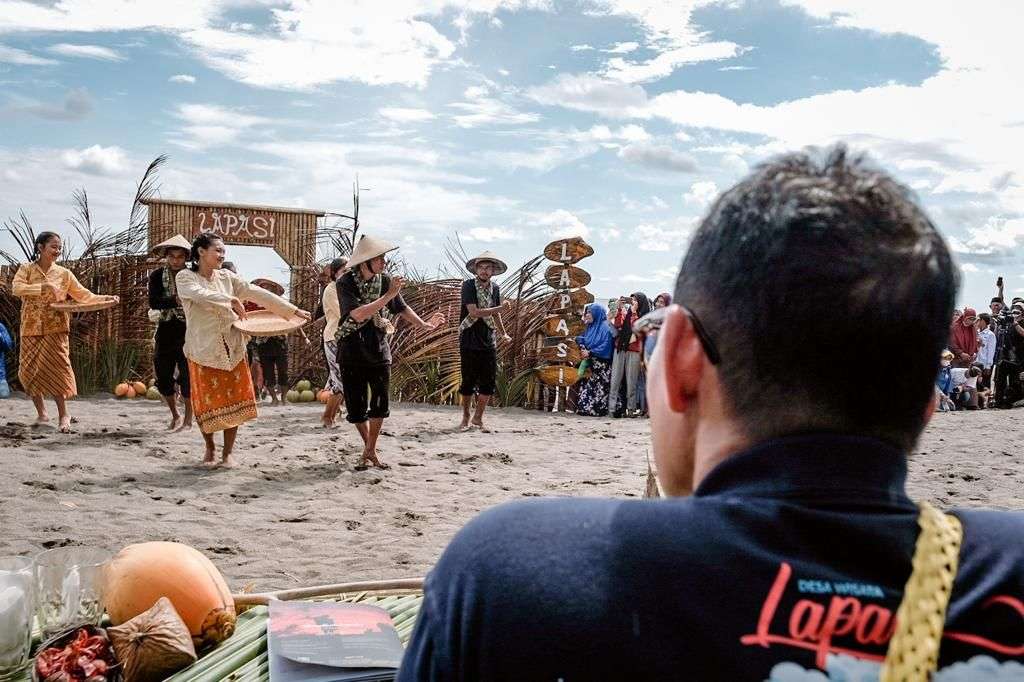 Desa Wisata Lapasi Halmahera Barat
