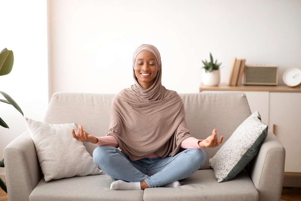 Melakukan Meditasi
