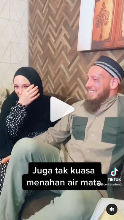 Unggahan Arie Untung