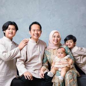 Keluarga Denny Cagur.