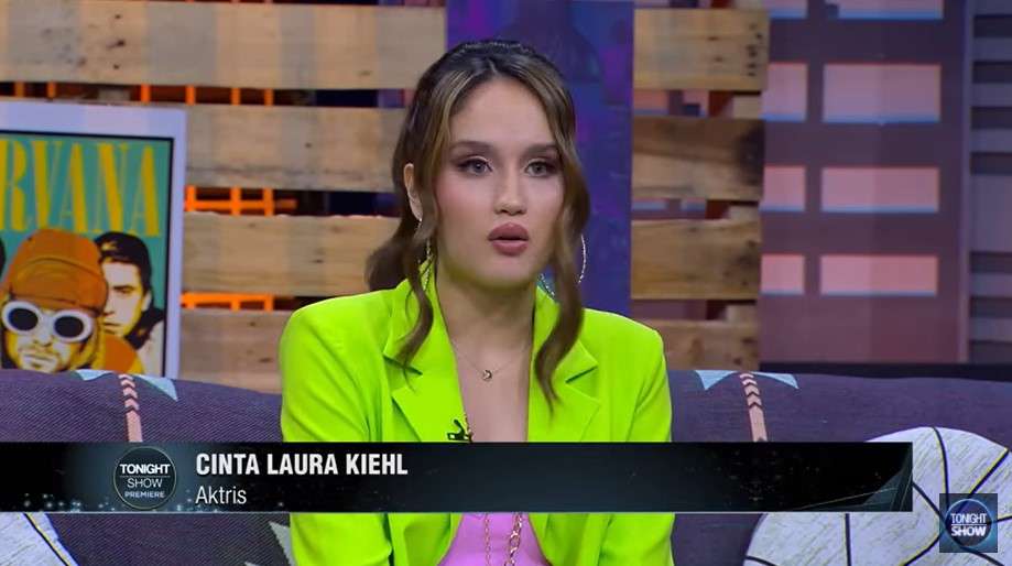 Cinta Laura