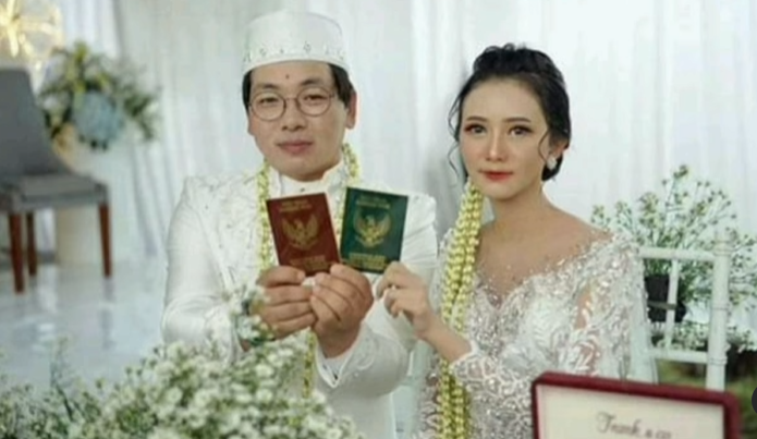 Lee Min Ho nikahi wanita asal Batang