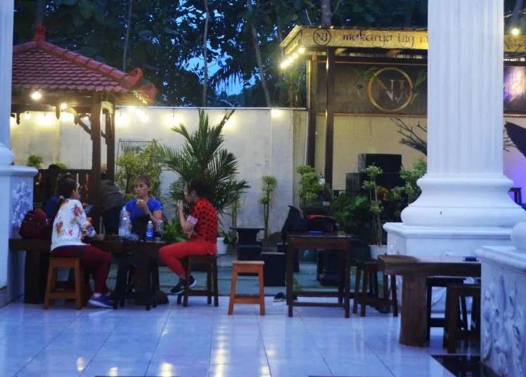 Angkringan mewah