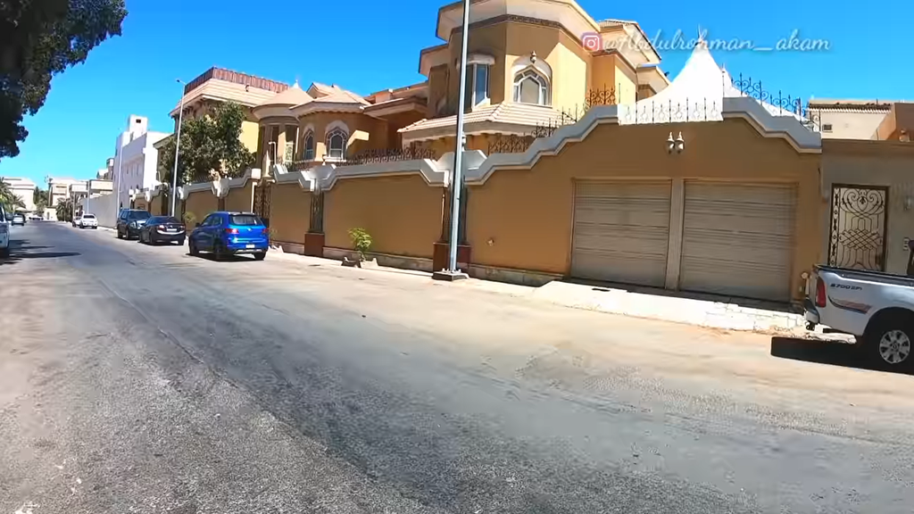 Rumah pria Indonesia di Arab Rumah pria Indonesia di Arab