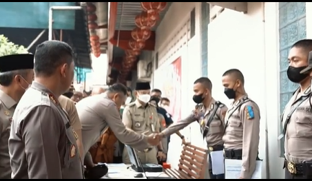 Anak sopir angkot di depok jadi polisi