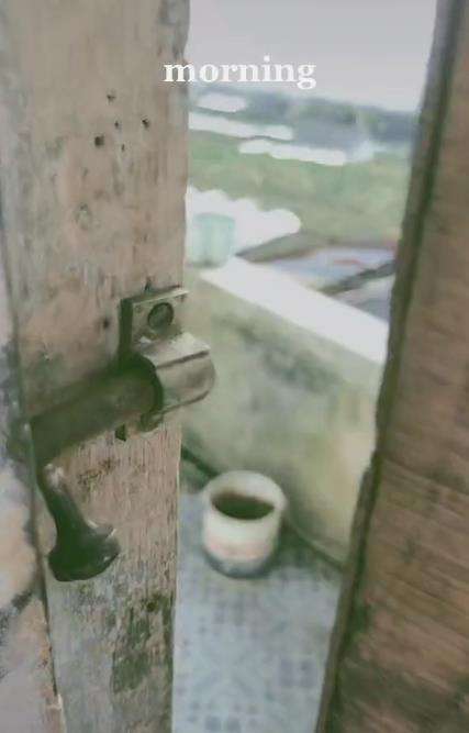 Viral toilet estetik menyatu dengan alam.