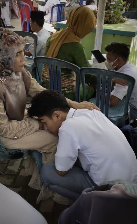 Orangtua Murid Kendarai Moge Bikin Salfok
