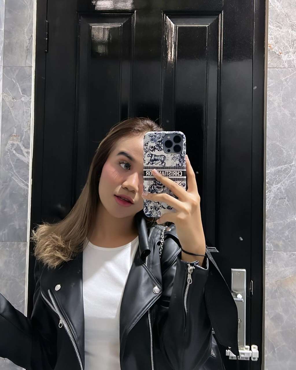 Mayang adik  Vanessa Angel