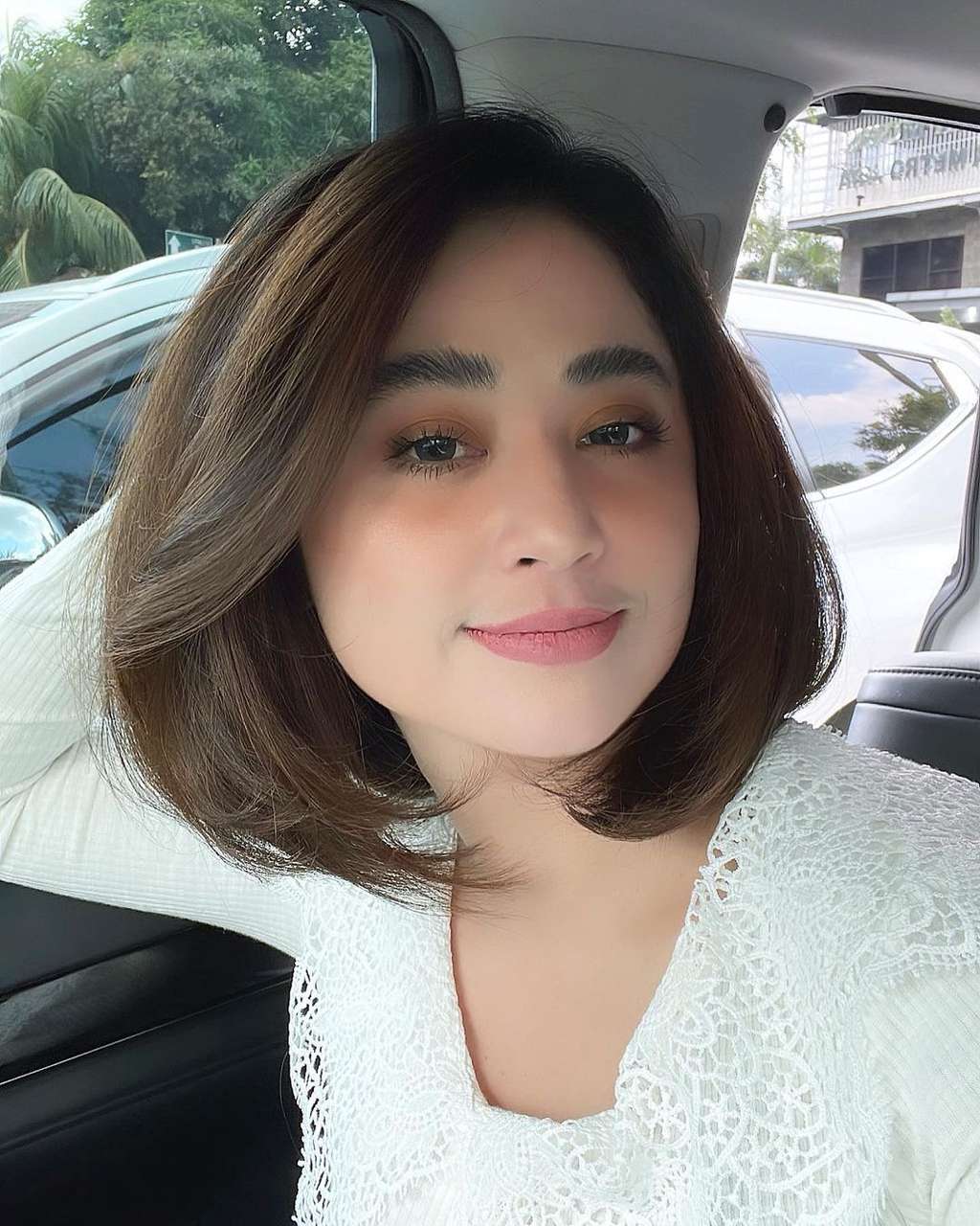 Dewi Perssik